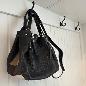 Burberry EUC maidenstone bag
